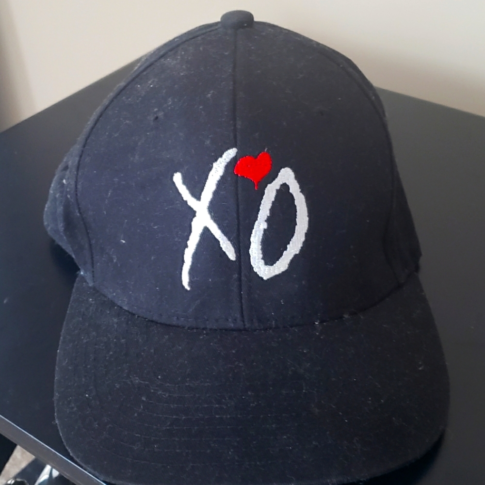 X'O Black Snapback Hat With Red Heart